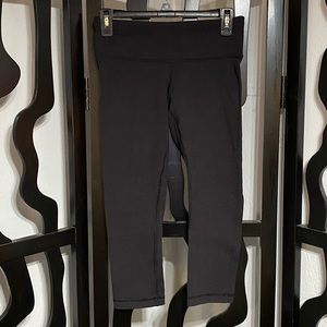 Lululemon Black Capri Leggings
